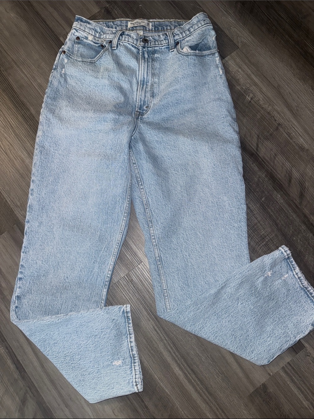 NEW Abercrombie & Fitch $89 the 90s straight ultra high rise jeans 10 30 light